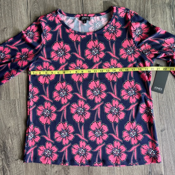 NWT Jones New York Floral Blouse • Pacific Navy/Fresh Guava - Picture 14 of 16